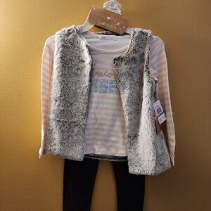 NWT Girls Young Hearts Unicorn Outfit